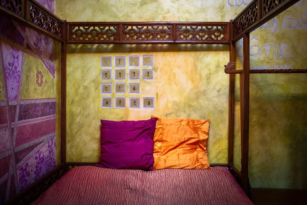 Villa Vietnamonamour Milan 2*,