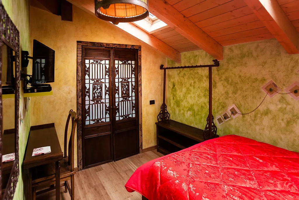 Villa Vietnamonamour Milan Italy